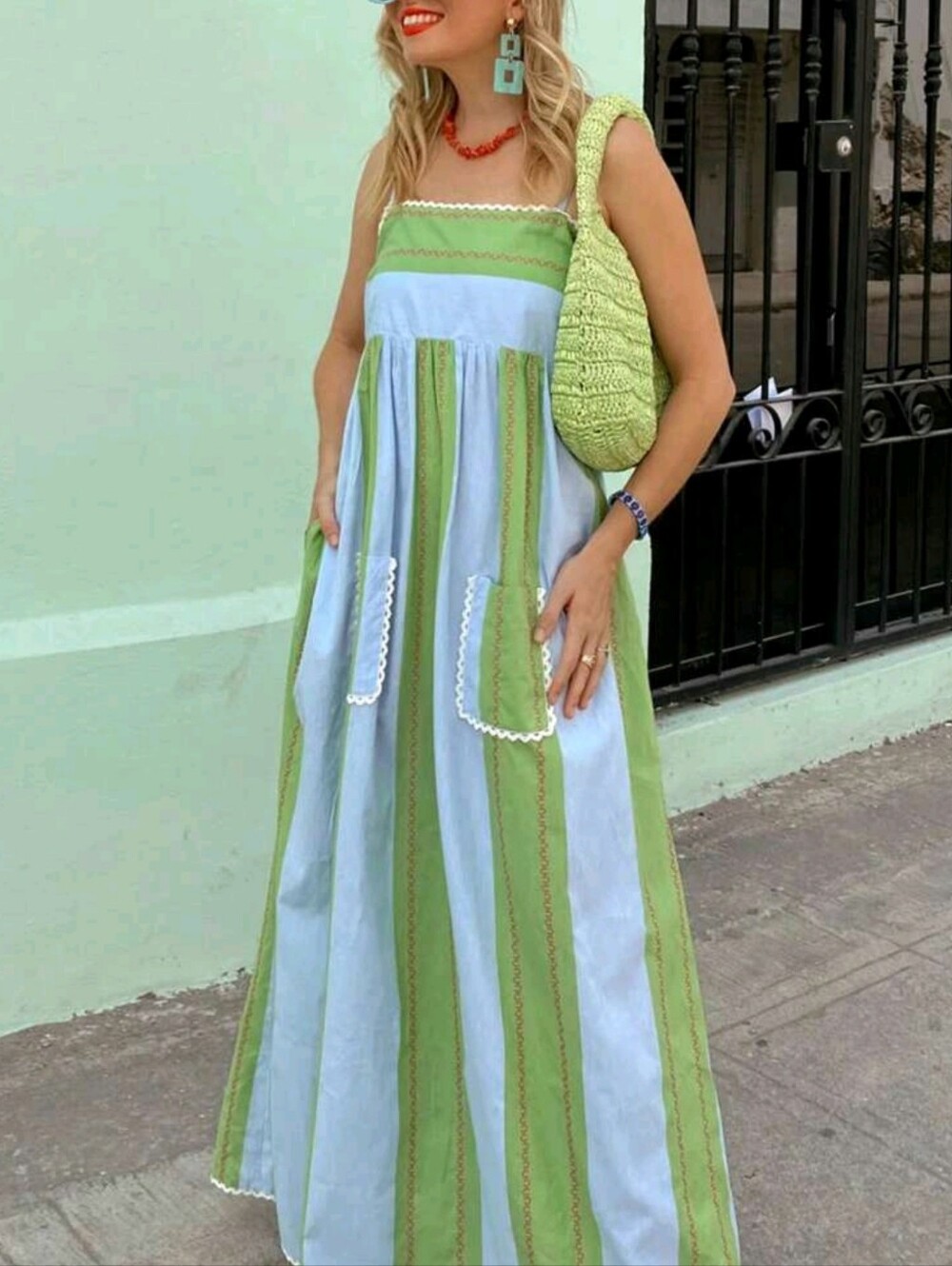 Womens Striped Long Dress Summer Sleeveless Spaghetti Strap Front Pocket Dress - Picture 2 of 5